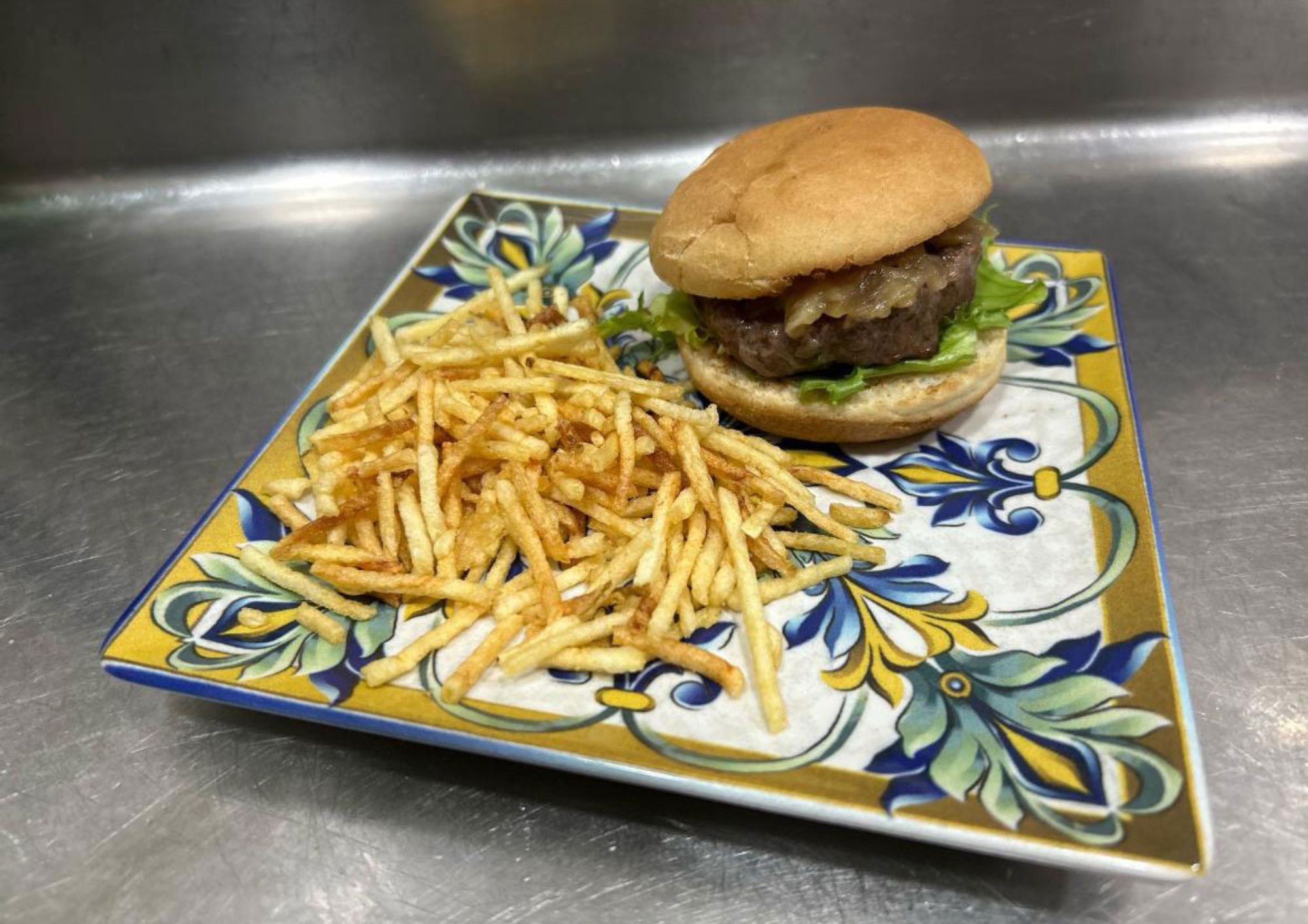 Cenar cerca del museo nacional de artes decorativas